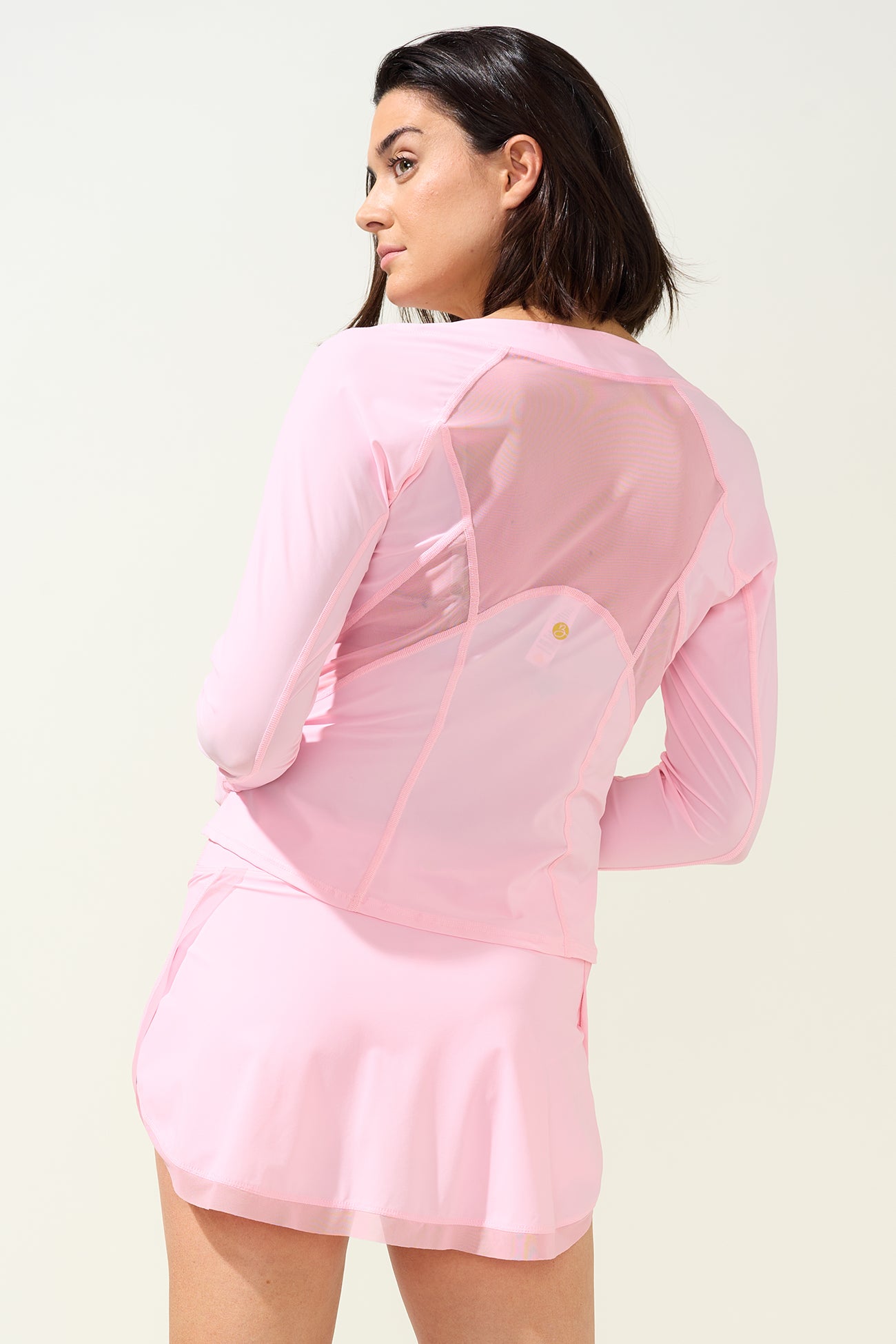 18_Hermajesty_pink_back.jpg