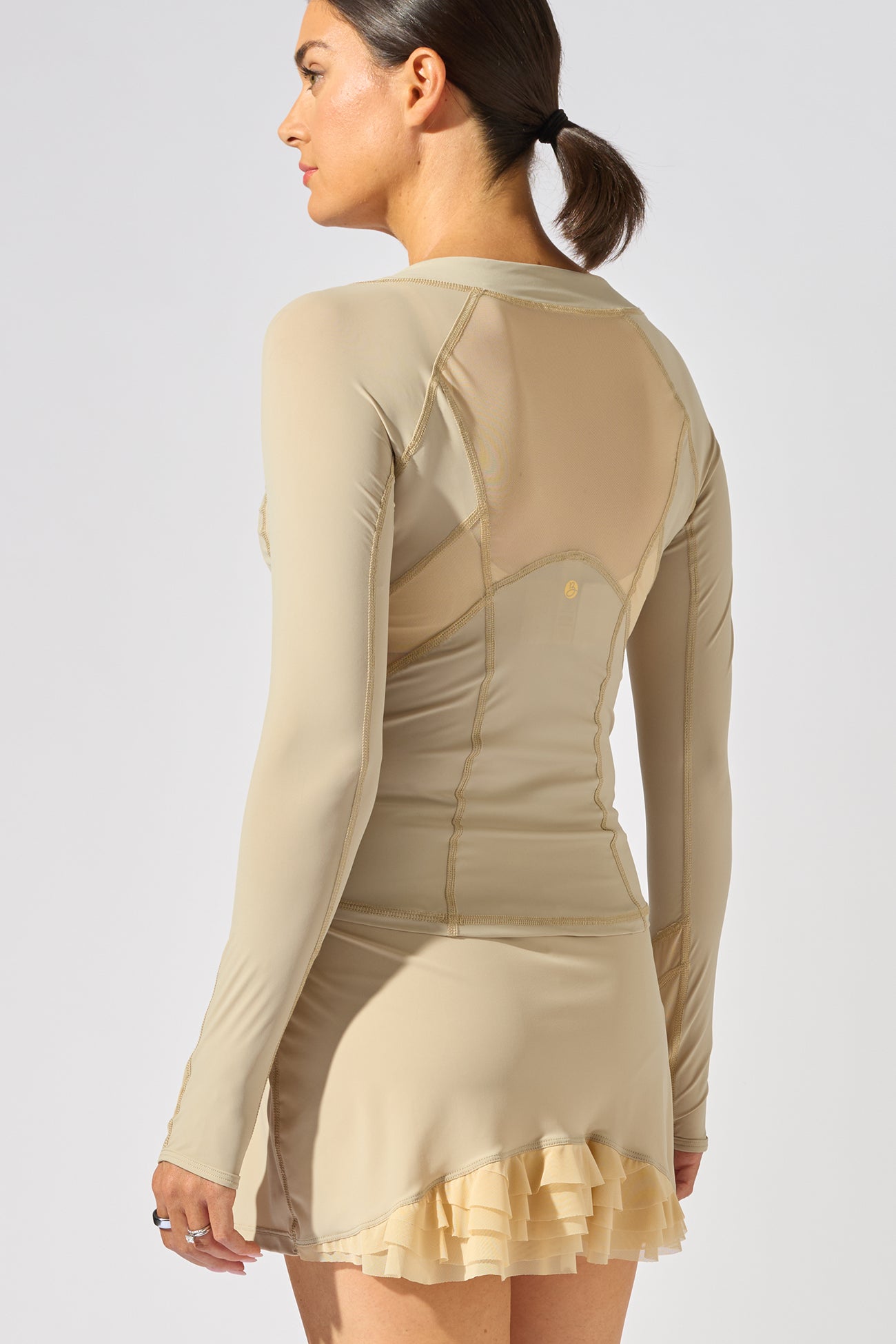 HerMajesty_Longsleeve_Top_Tailor_Tan_Bobbe_Active_3.jpg