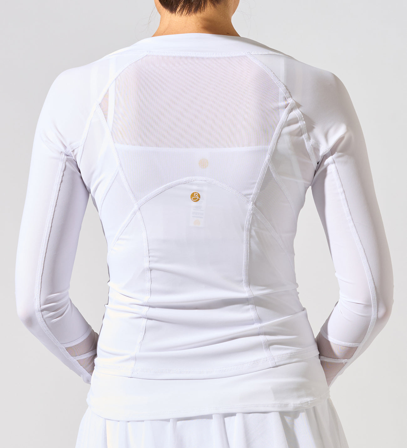 HerMajesty_Longsleeve_Top_White_Bobbe_Active_1.jpg