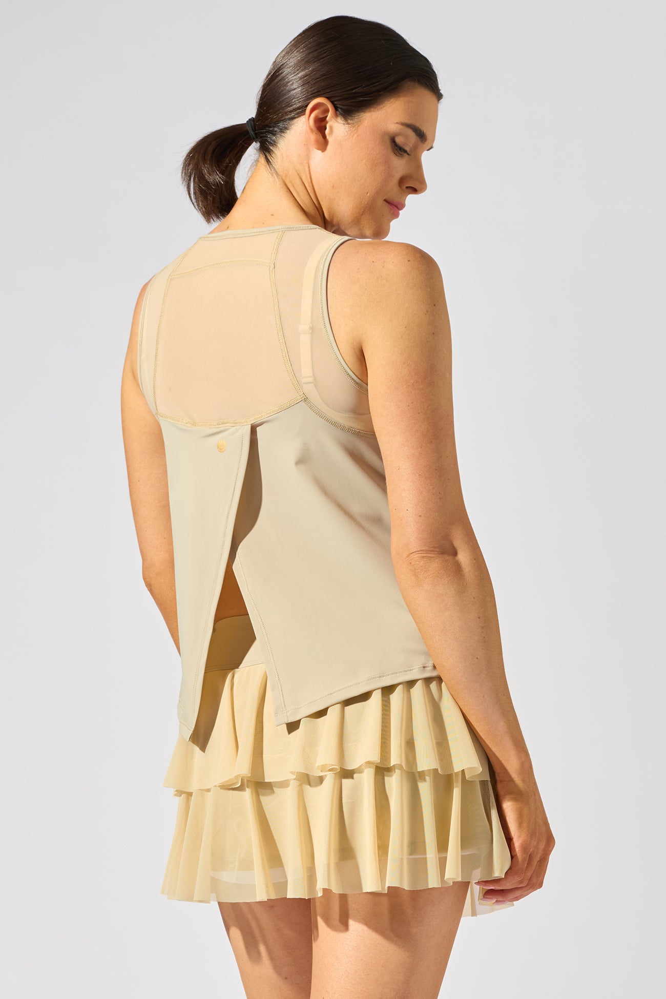 Swing_Tank_Top_Tailor_Tan_Bobbe_Active_8.jpg
