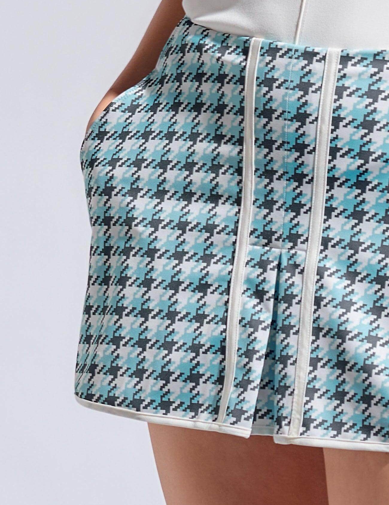 close-up-skirt.jpg
